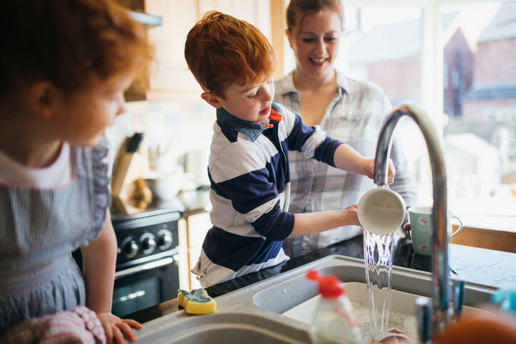 A Printable Kitchen Cleaning Checklist You Can Stick With | iRobot Blog ...